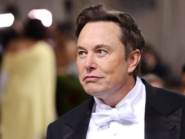 Elon Musk'tan Twitter çalışanlarına uyarı: Sizi aşırı çalıştıracağım
