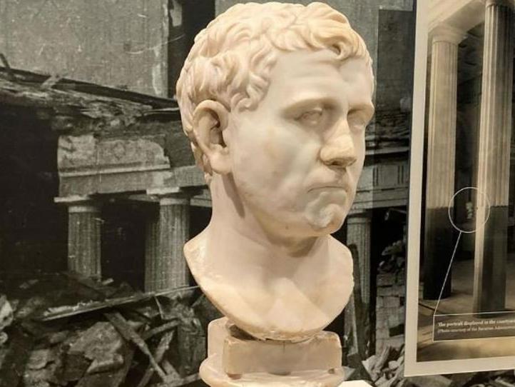 Sadece 500 TL'ye satılan heykel 2000 yıllık bir Roma büstü çıktı