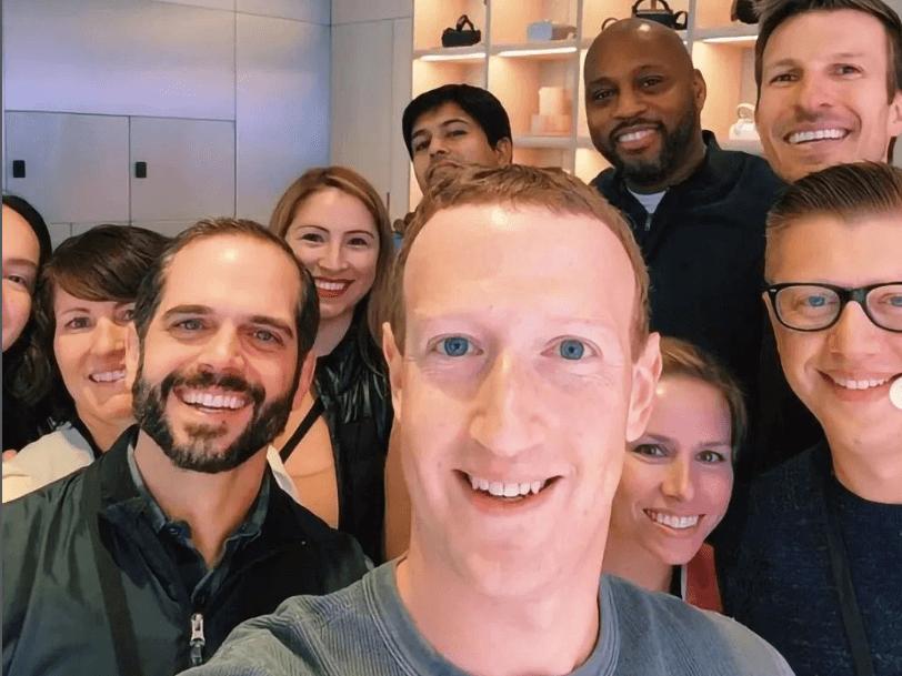 Mark Zuckerberg uzaylı mı? Son selfie'si komplo teorilerini yeniden alevlendirdi