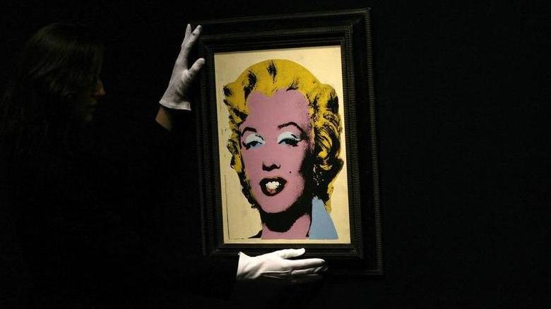Andy Warhol'un Marilyn Monroe tablosu rekor fiyata satıldı