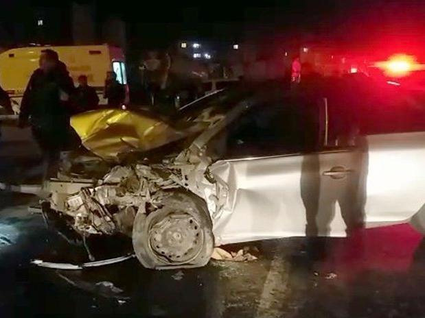 Hakkari'de feci kaza: Biri polis 2 kişi hayatını kaybetti