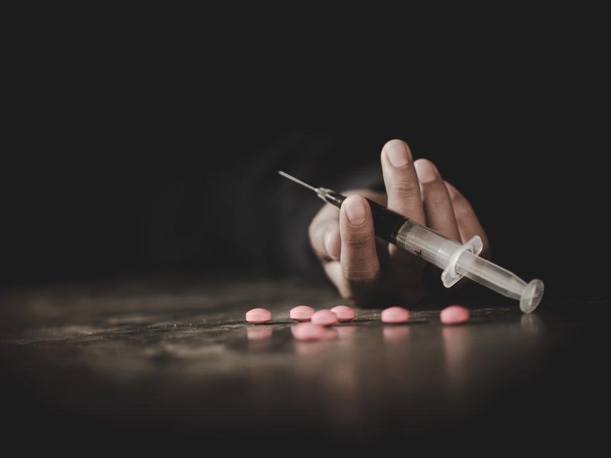 ABD'de korkunç rapor: Aşırı doz uyuşturucudan ölenlerin sayısında rekor artış