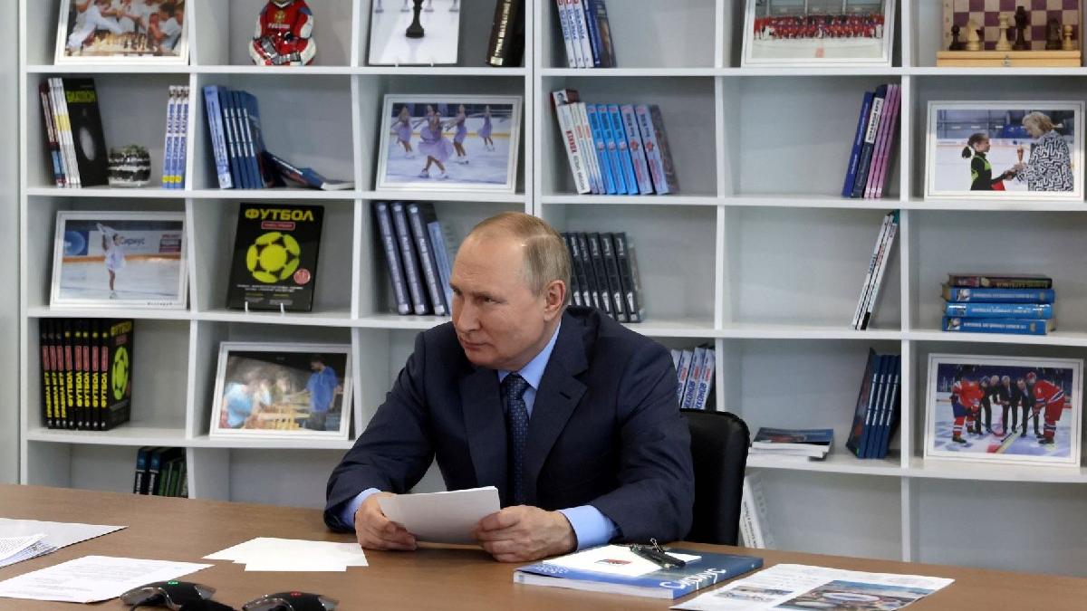Putin, iki ülkenin NATO kararını Güvenlik Konseyi'yle görüştü