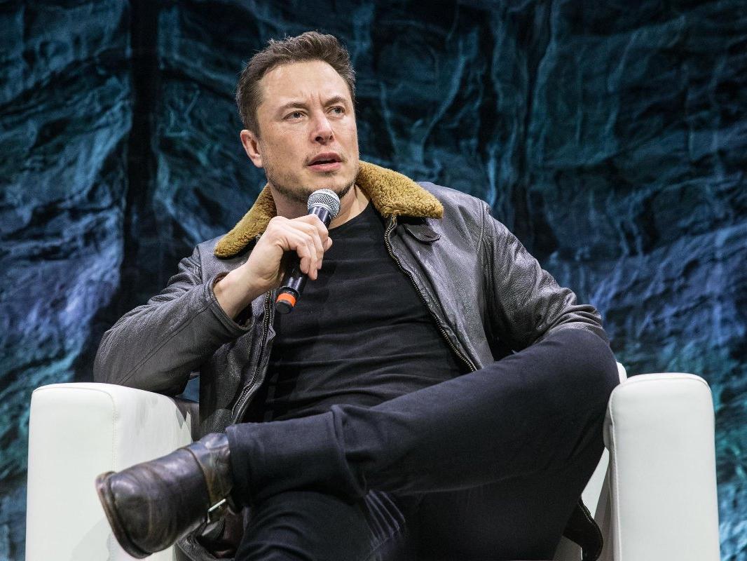 Twitter'dan vazgeçmeyen Elon Musk bot hesapları tespit edecek