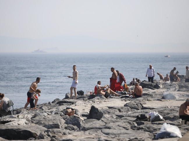 İstanbullular sahile akın etti