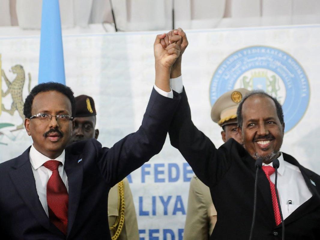 Somali'nin eski lideri yeniden cumhurbaşkanı seçildi