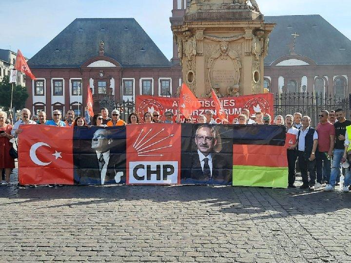 CHP'den Almanya'da Kaftancıoğlu eylemi
