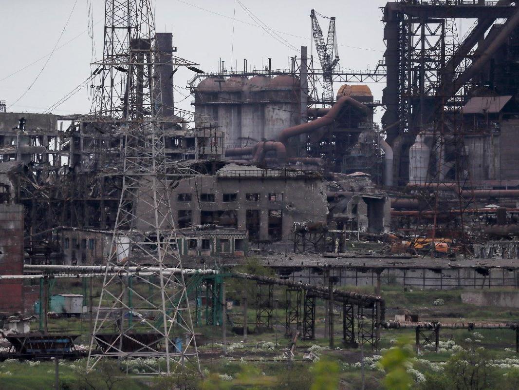 Mariupol'de Ukrayna'nın son kalesi düştü