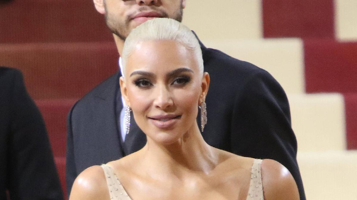 İkonik elbisenin tasarımcısı Kim Kardashian'a ateş püskürdü