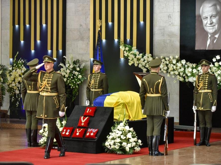 Ukrayna’nın ilk Devlet Başkanı Kravçuk için cenaze töreni düzenlendi