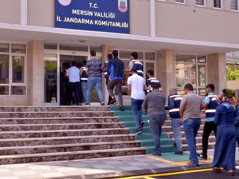 PKK finansörlerine 6 ilde eş zamanlı operasyon: 10 gözaltı