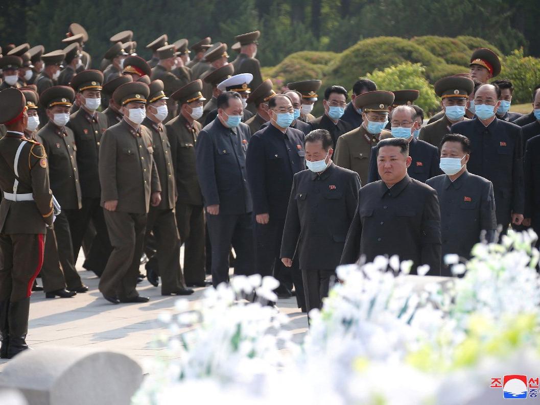 Kuzey Kore'de Covid-19 vakaları artarken dikkat çeken cenaze