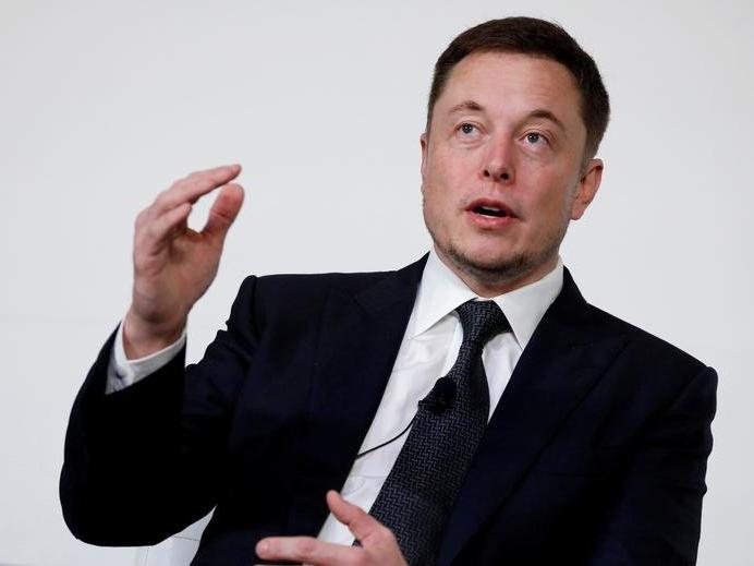 Elon Musk'tan ilginç iddia: "Bu gidişle İtalya'da insan kalmayacak"