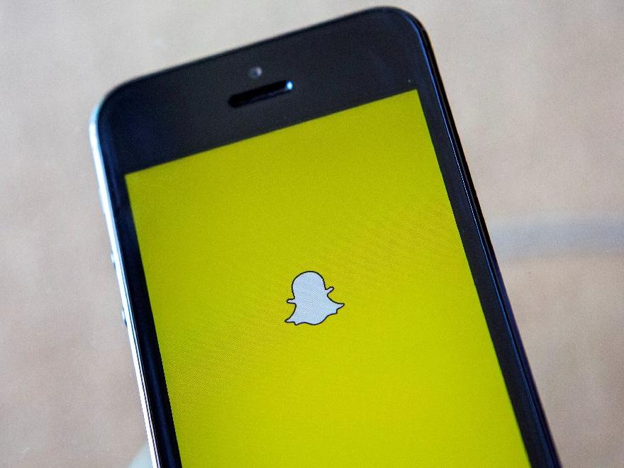 Snapchat'ten yeni özellik: Paylaşılan Hikayeler