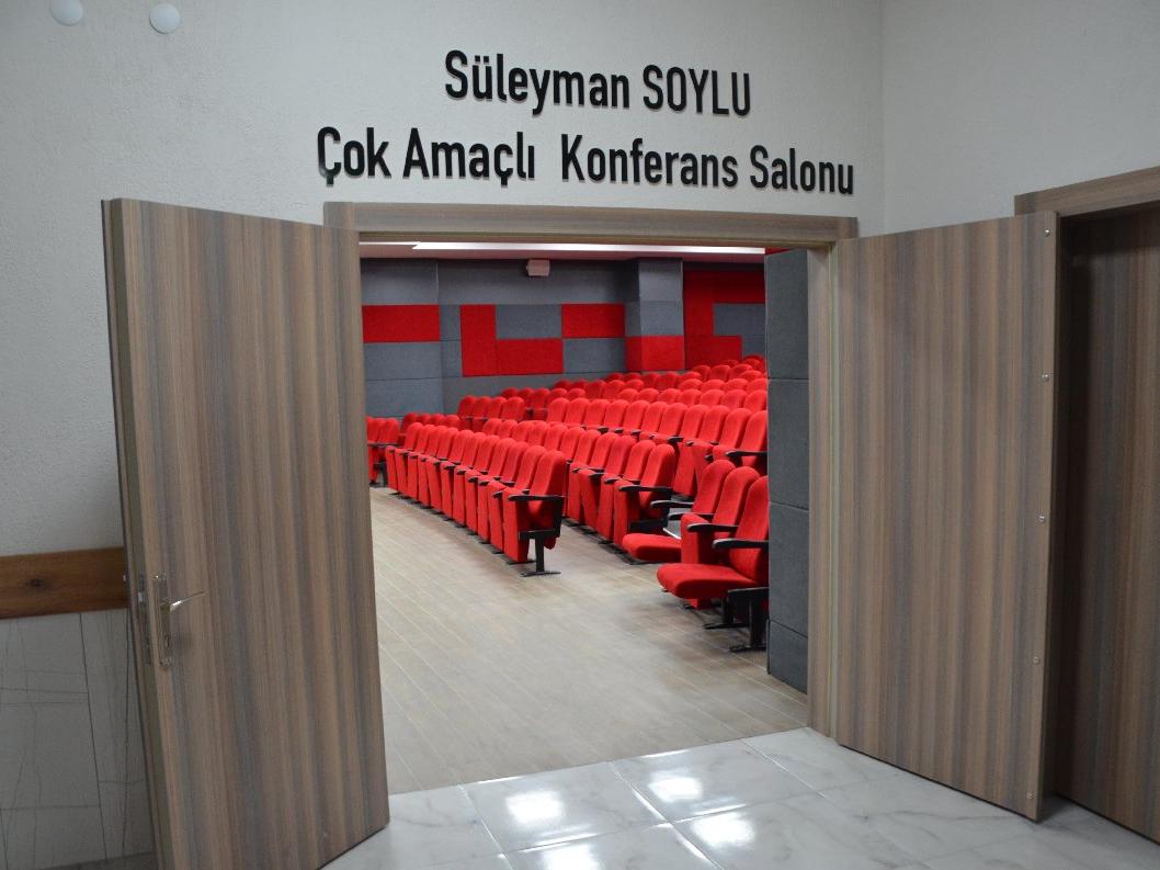 Soylu'nun ismi kaldırıldı, yeni ismi 14 Mayıs Milli İrade Salonu oldu