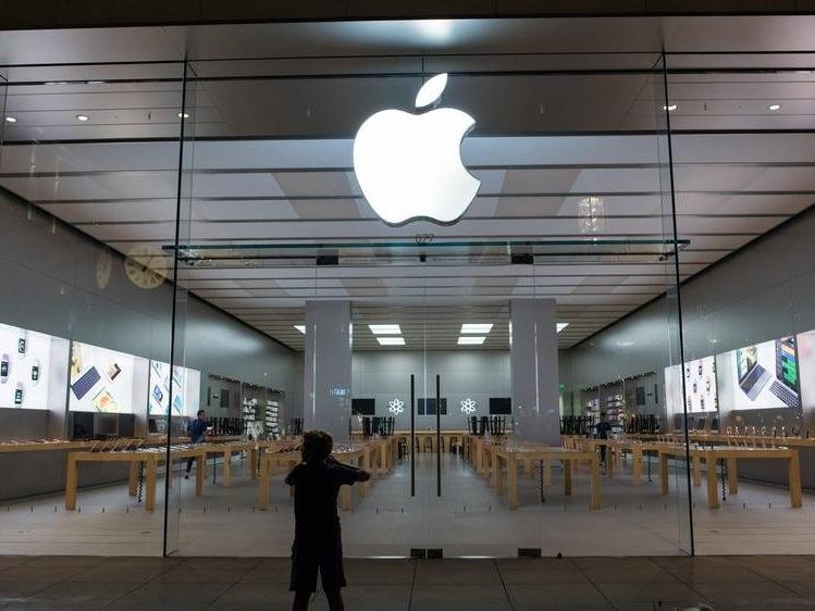Teknoloji devi Apple yeni ürünlerini tanıttı! Türkiye fiyatlarına zam yaptı