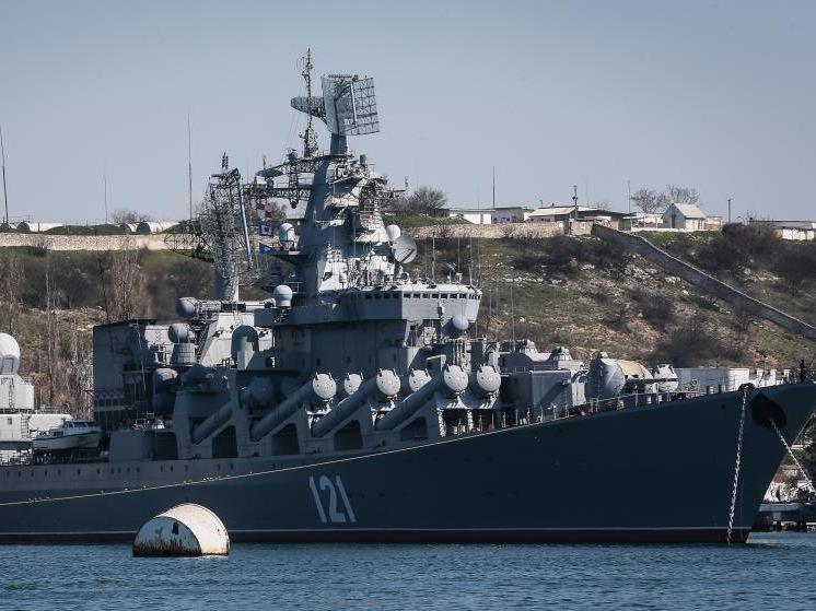 Rusya'ya ait gemiler Ukrayna kıyılarından uzaklaştı