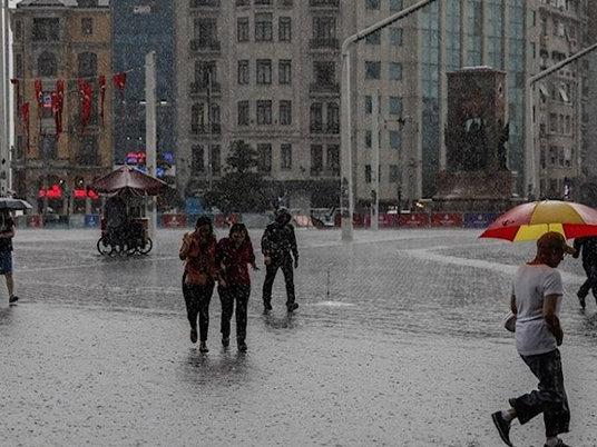 Yağışlı ve serin hava İstanbul'da 10 gün etkili olacak