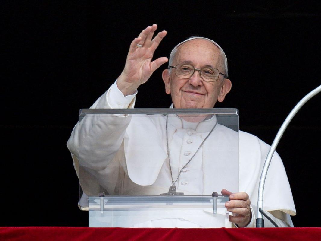 'Papa istifa edecek' söylentisi Vatikan'ı sarstı