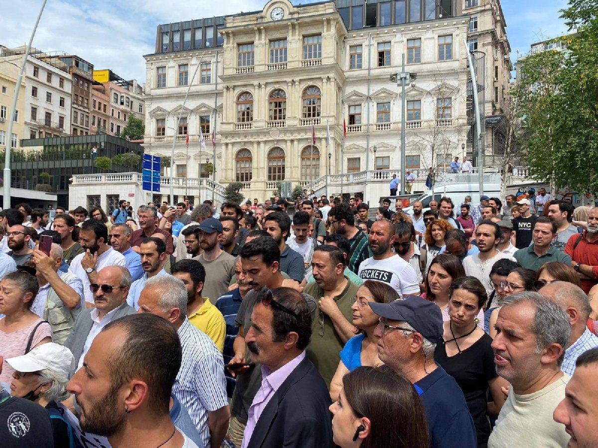 Fetihtepeliler, Beyoğlu Belediyesi önünden başkana seslendi