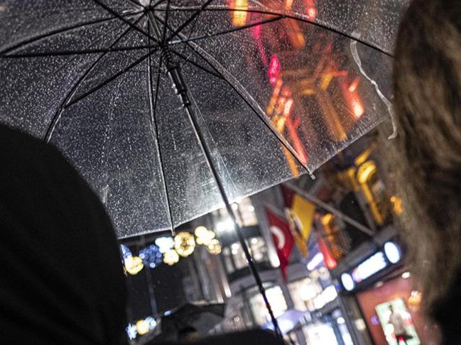 Meteoroloji'den İstanbul ve birçok ile gök gürültülü yağış uyarısı! İşte son hava durumu tahminleri