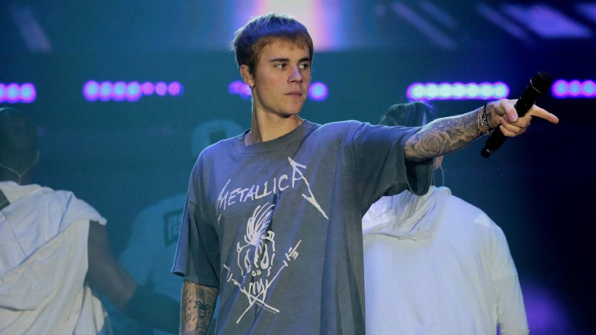 Justin Bieber'dan sevenlerini üzen paylaşım: 'Yüzümün bir tarafı felçli'