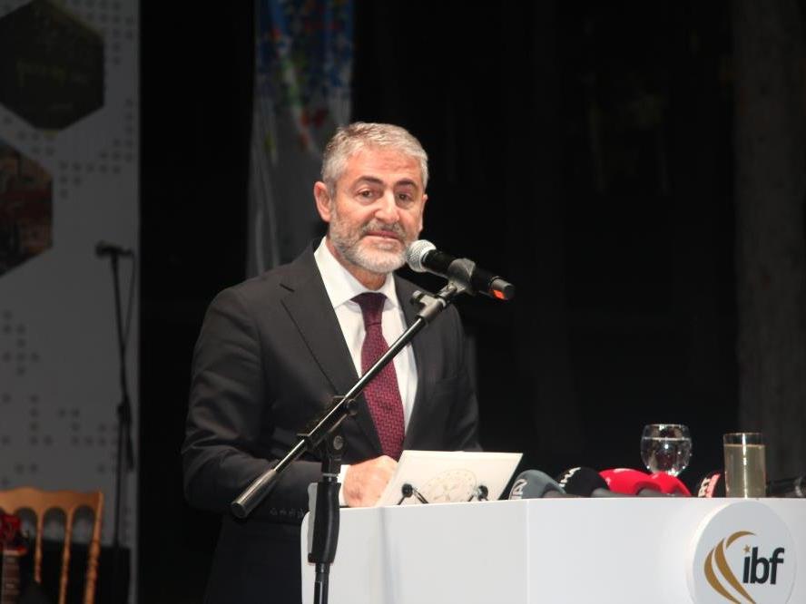 Bakan Nebati: Türkiye güçlü büyüme performansı gösterdi