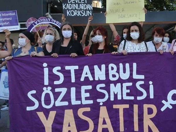 'İstanbul Sözleşmesi' davası ertelendi