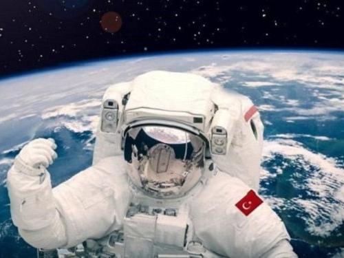 'İlk Türk astronot' olmak için kayıt yaptıranların yüzde 1.4'ü başvuruyu tamamladı