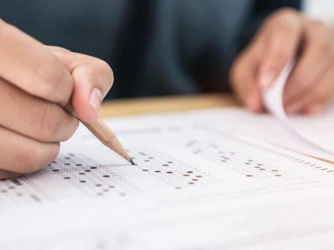 YKS'de 3 milyon 243 bin aday ter dökecek