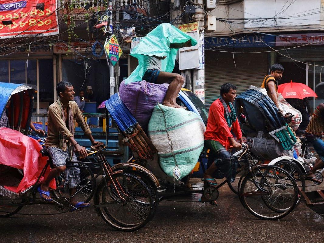 Hindistan ve Bangladeş’te muson yağmurları: 34 ölü