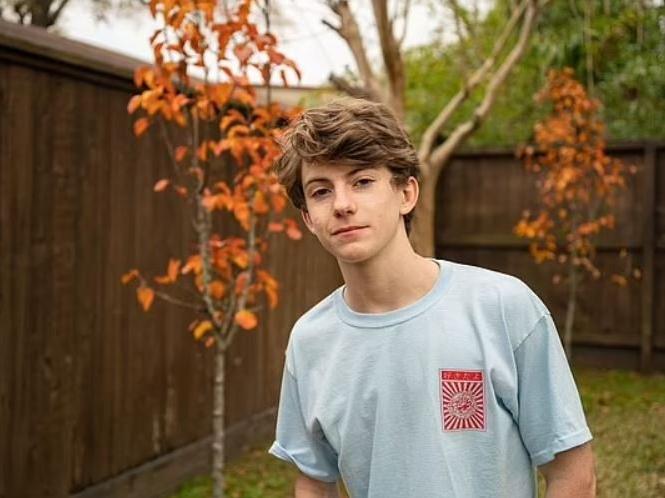 Genç oyuncu Tyler Sanders evinde ölü bulundu