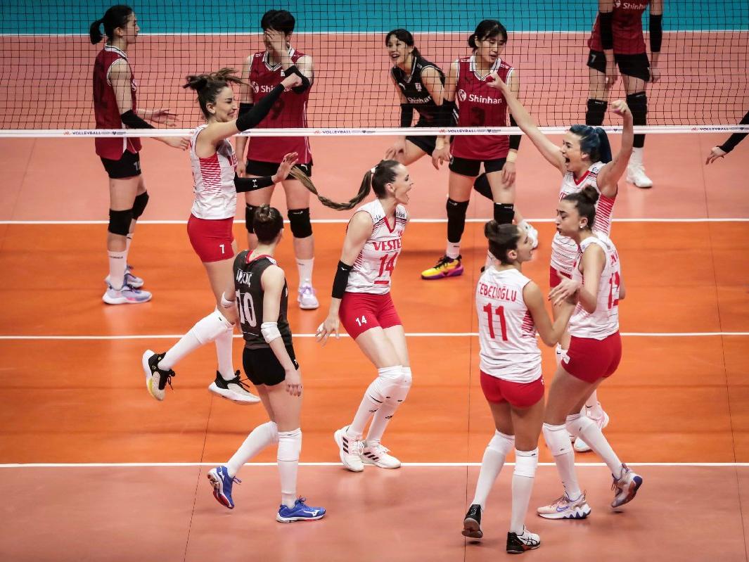 A Milli Kadın Voleybol Takımı, Güney Kore'yi mağlup etti: 3-1