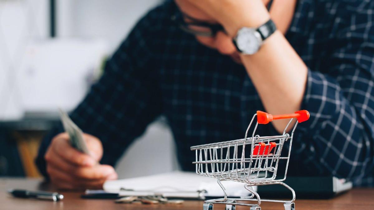 Tüketici güveni tarihi düşük seviyede