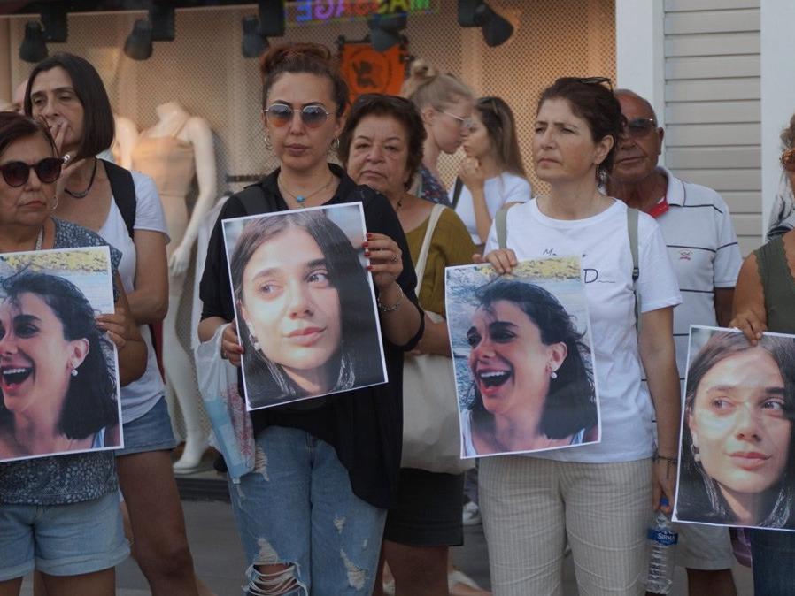 Kadınlar 'Pınar için adalet' diye haykırdı