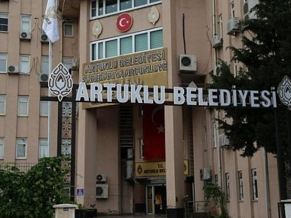 Başkanın istifasını isteyen AKP'li 13 meclis üyesi istifa etti iddiası