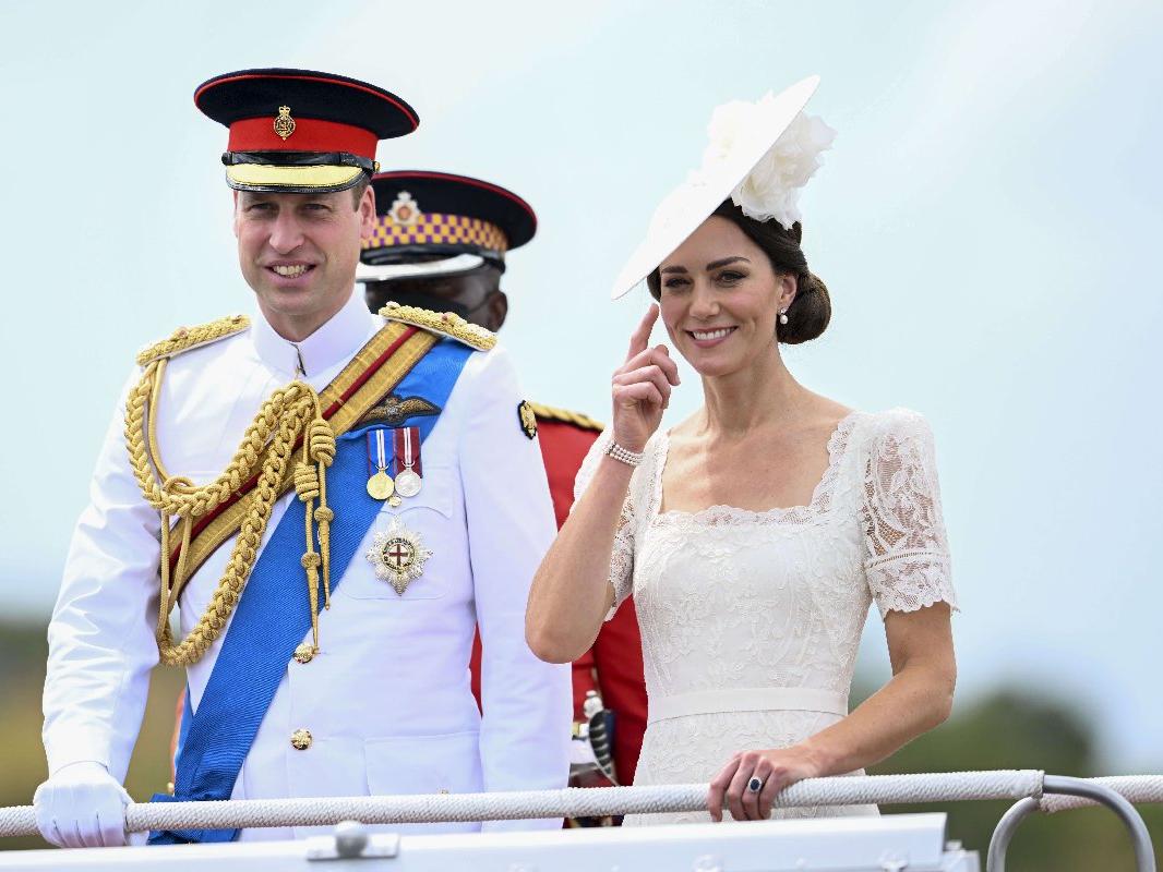 Prens William ve Kate Middleton'dan bir ilk...