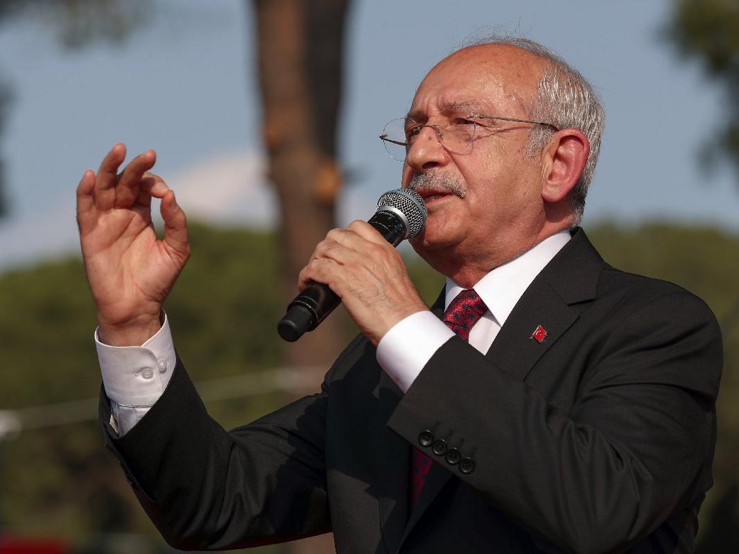 Kılıçdaroğlu: Bugüne kadar Türkiye'den hiçbir devlet başkanı para dilenmek için yurt dışına gitmedi