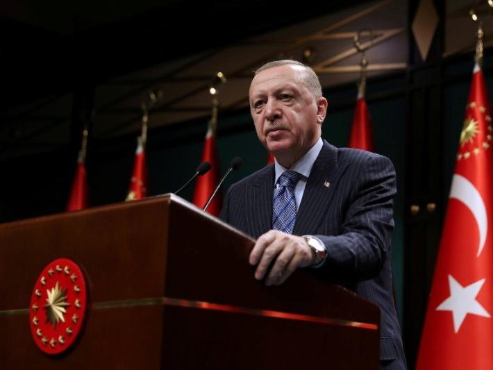 Erdoğan, liderlerle NATO krizini görüştü