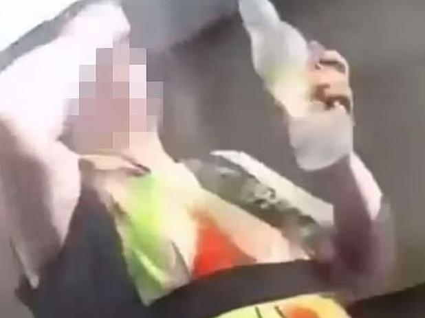 Korkunç olay: Kızının hamsterını yediği videoyu paylaşan kadın tutuklandı