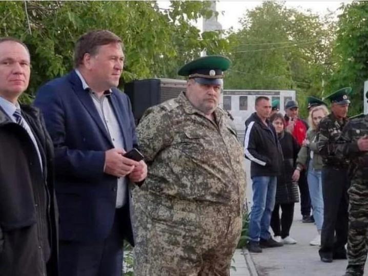 Rusya'da yeni savaş hamlesi: Emekli obez generali göreve çağırdılar
