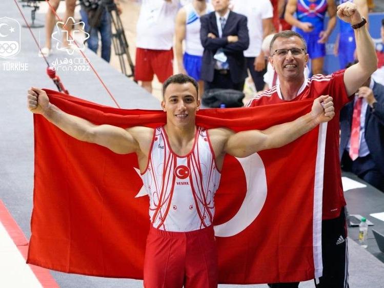 Adem Asil'den Akdeniz Oyunları'nda altın madalya
