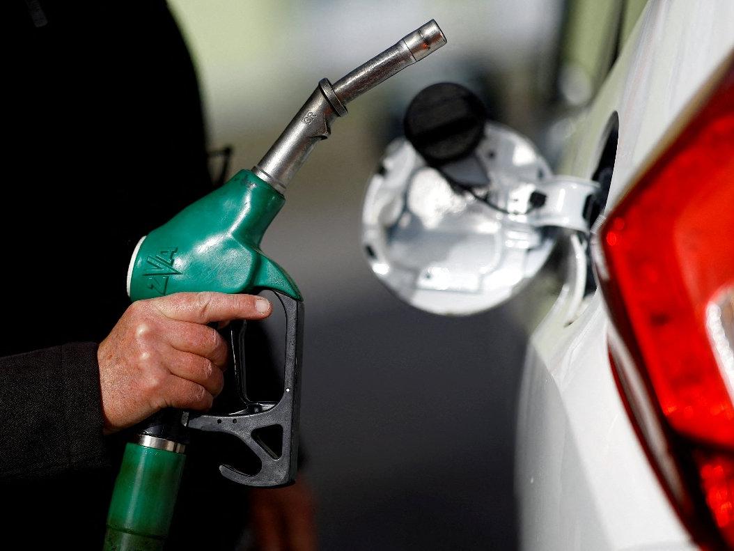 Rusya’dan rekor ithalat: Petrol indirimli alınıp pahalı mı satılıyor?