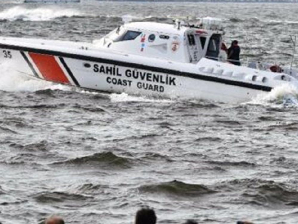 Tekne alabora oldu: 6 kişi ölümden döndü
