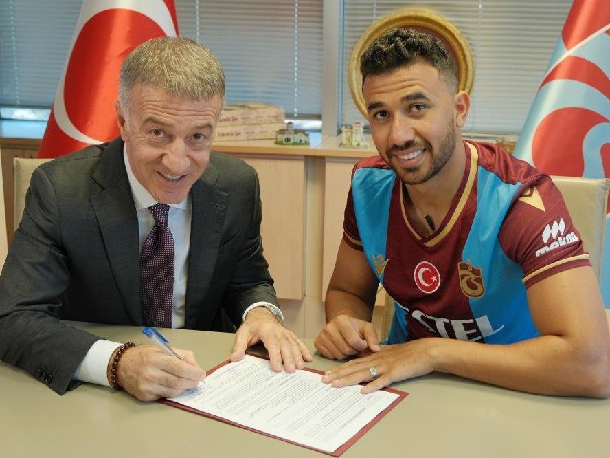 Trabzonspor, Trezeguet'ye imza attırdı: Ahmet Ağaoğlu 61 forma sattı!