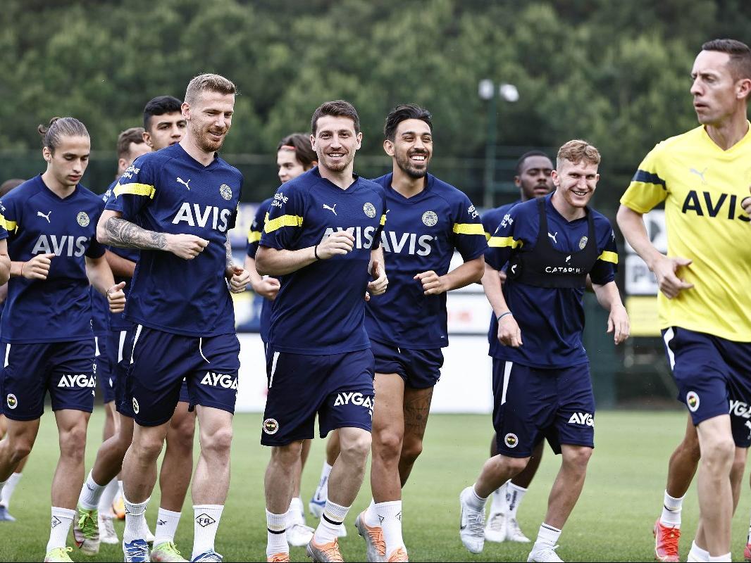 Fenerbahçe, Dinamo Kiev maçı öncesi sakatlardan iyi haber aldı!