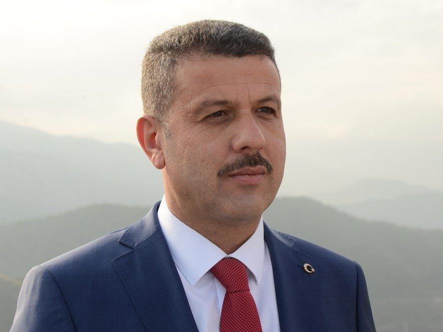 Sosyal medyada görüntüleri sızdırılan AKP'li belediye başkanı görevinden ayrıldı