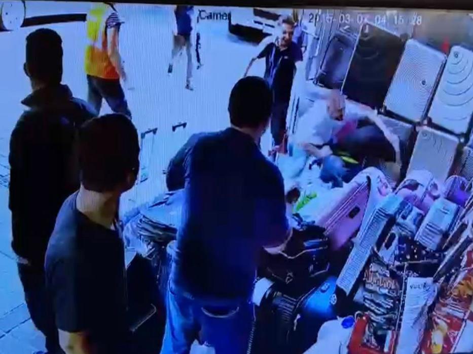 Taksim’de valiz hırsızına meydan dayağı