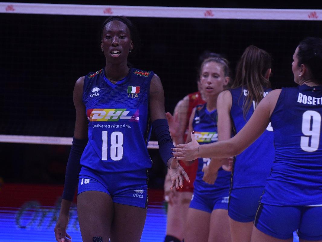 Egonu coştu; İtalya, Çin'i yenip yarı finale çıktı