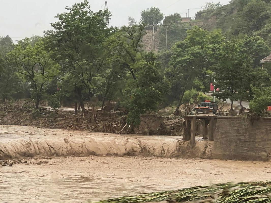 Çin’de sel felaketi: 12 ölü, 12 kayıp